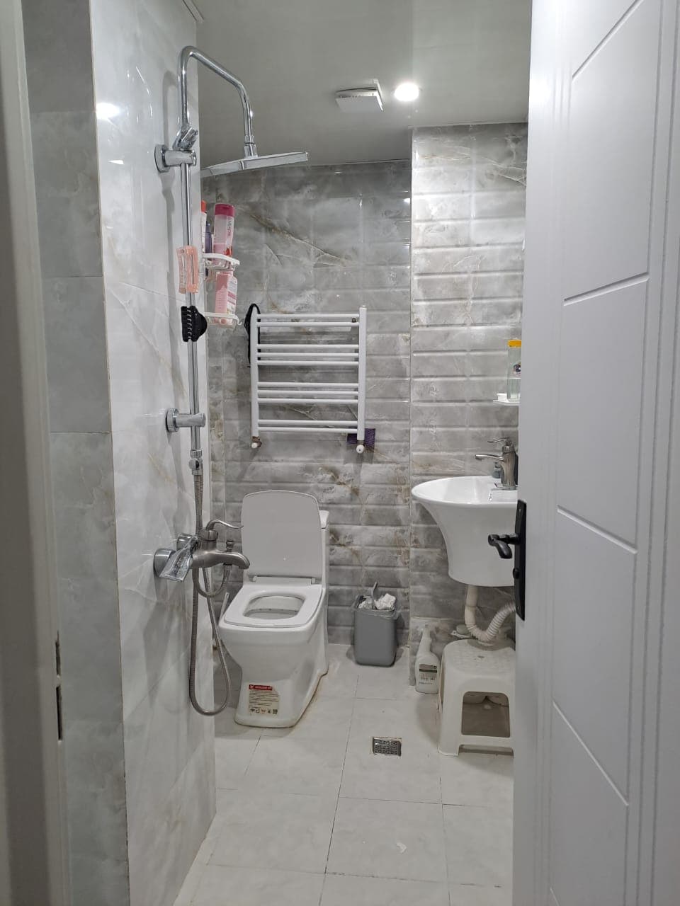 واحد 85 متری نوساز، دوخوابه