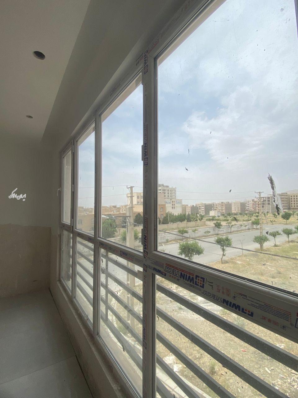 واحد نوساز 97 متری در شهرک کوثر